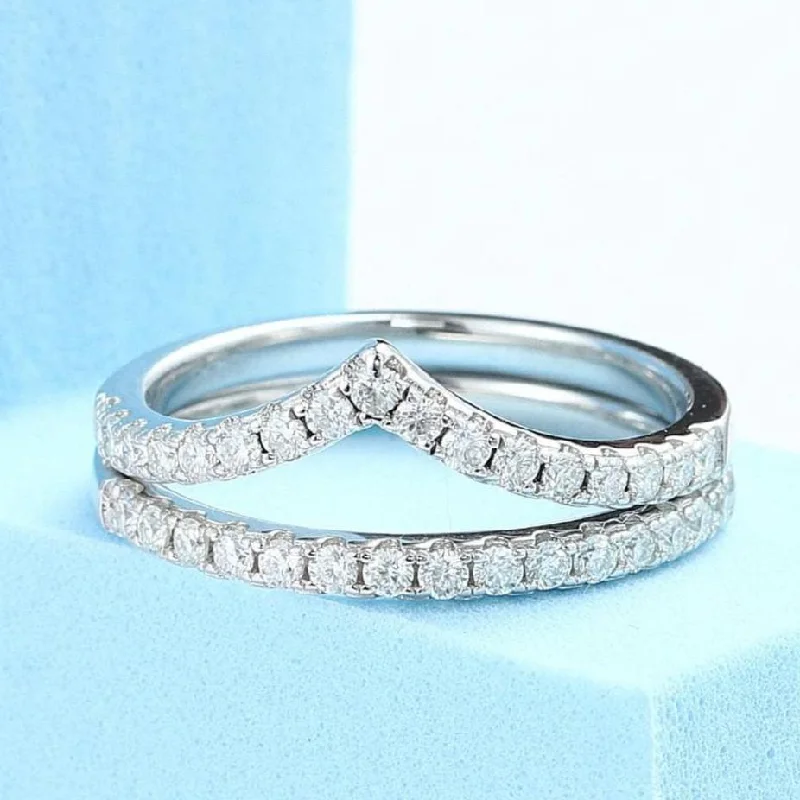 luxury platinum engagement rings for women-Round Cut Diamond Classic Stackable Wedding Ring Band