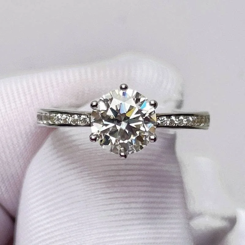 vintage engagement rings for women-Crown Design 1CT Round Cut Diamond Engagement Ring